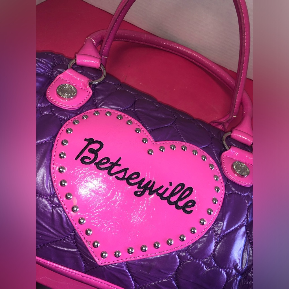 Betseyville Rare Quilted Studded Bag Pink Heart Aquamarine Purple WomenAccessory